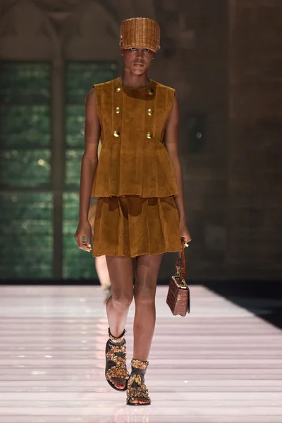 Look 31